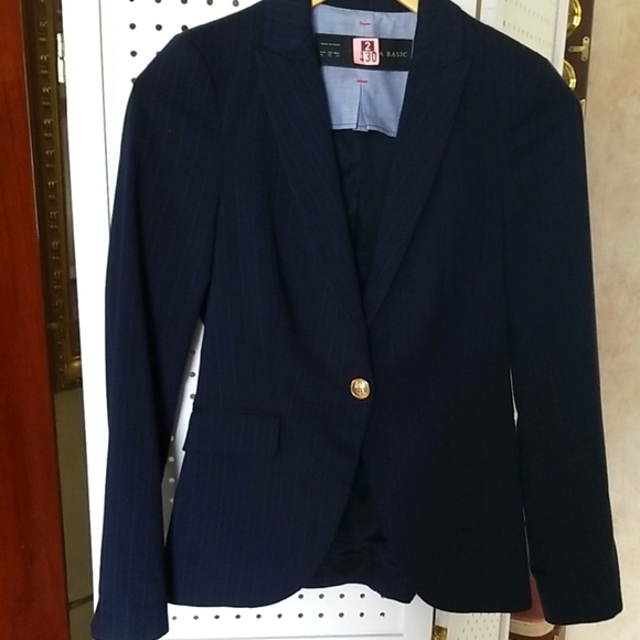 Zara BASICS Elegant Navy Pin Striped Blazer - Picture 1 of 4